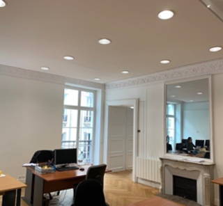 Bureau privé 45 m² 7 postes Location bureau Rue de Cléry Paris 75002 - photo 5